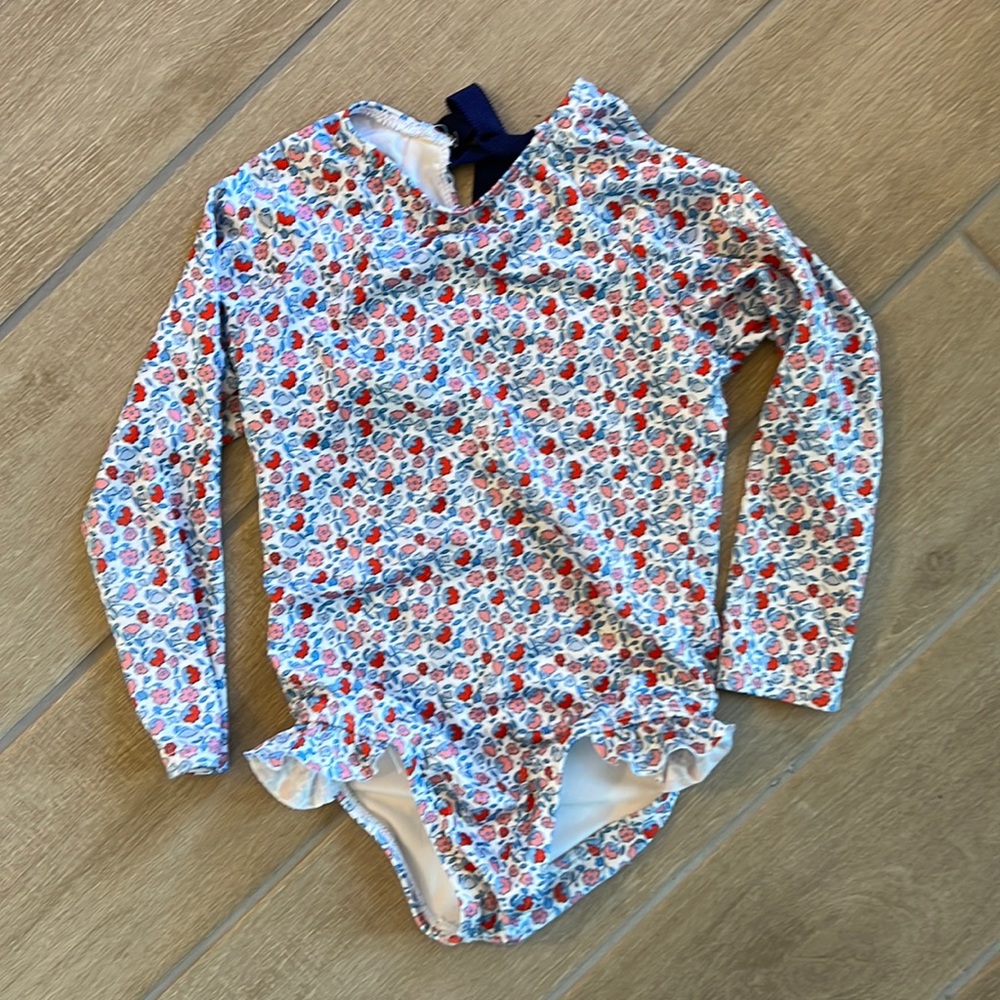 Minnow swim girls liberty print long sleeve swimsuit in size 3-4T